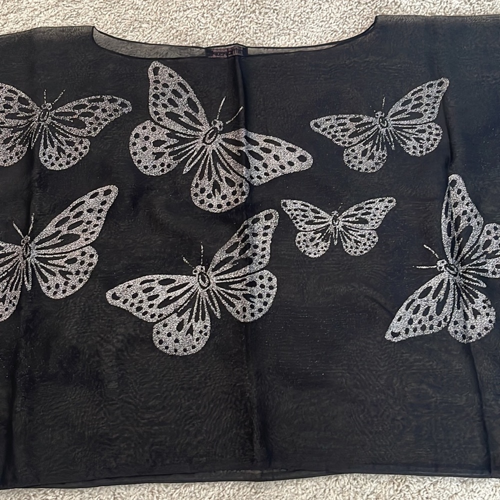 Traffic People Scarf Coverup Cropped Top - Picture 1 of 12